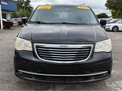 2013 Chrysler Town & Country Touring