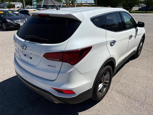 Pearl White 2018 Hyundai Santa Fe Sport 2.4L