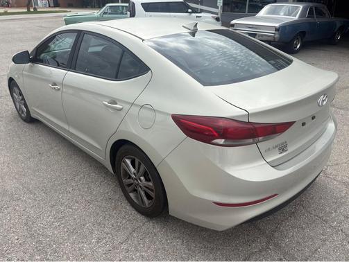2018 Hyundai ELANTRA Value Edition