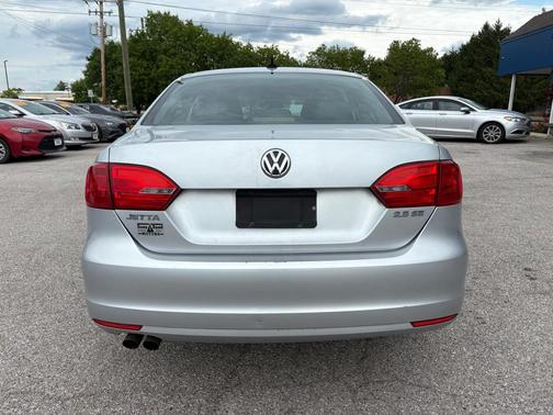 Reflex Silver Metallic 2012 Volkswagen Jetta SE