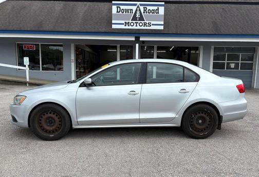 Reflex Silver Metallic 2012 Volkswagen Jetta SE