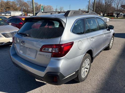2019 Subaru Outback 2.5i