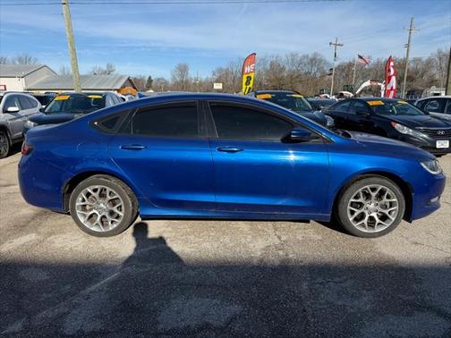 2015 Chrysler 200 C