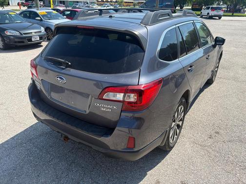 GREY 2015 Subaru Outback 3.6R Limited