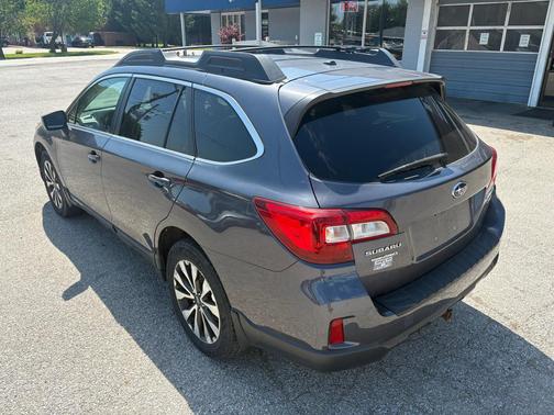 GREY 2015 Subaru Outback 3.6R Limited