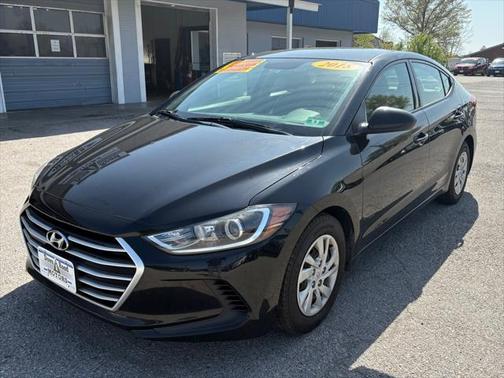 2018 Hyundai ELANTRA SE