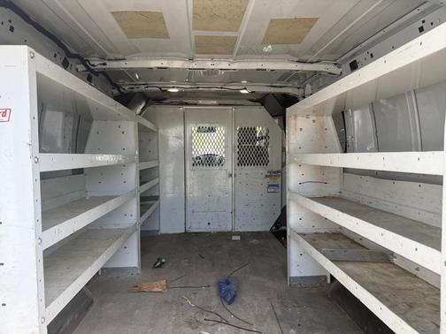 Oxford White 2017 Ford Transit-250 Base