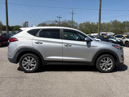 2019 Hyundai TUCSON SE