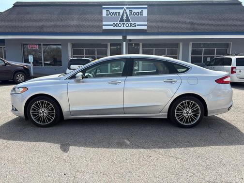 2014 Ford Fusion SE