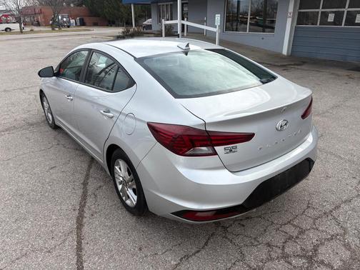 2019 Hyundai ELANTRA Value Edition