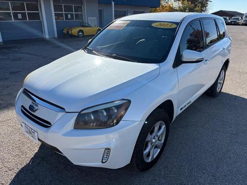 2013 Toyota RAV4 EV BASE