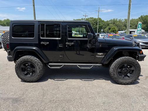 Black Clearcoat 2015 Jeep Wrangler Unlimited Sahara