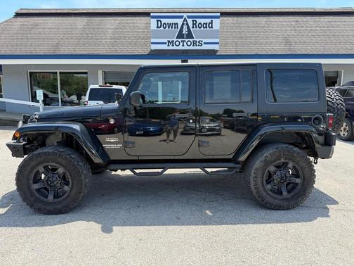 Black Clearcoat 2015 Jeep Wrangler Unlimited Sahara
