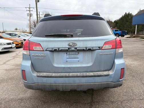 2010 Subaru Outback 2.5 i Limited