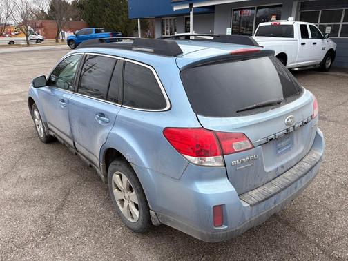 2010 Subaru Outback 2.5 i Limited