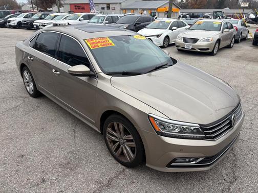 2017 Volkswagen Passat 1.8T SEL Premium