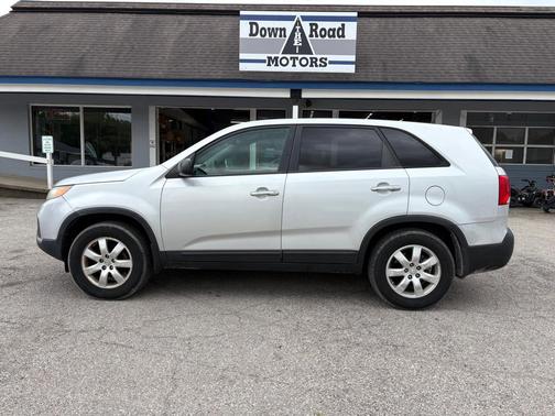 Bright Silver 2011 Kia Sorento Base