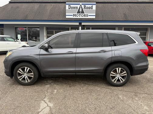 GREY 2017 Honda Pilot EX-L