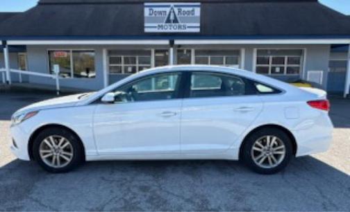 2017 Hyundai SONATA SE