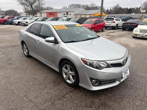 2014 Toyota Camry SE Sport