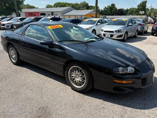 1998 Chevrolet Camaro Base