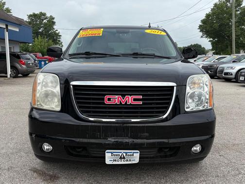 2011 GMC Yukon XL 1500 SLE