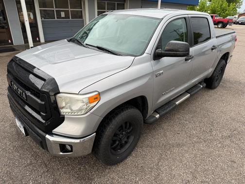 Magnetic Gray Metallic 2017 Toyota Tundra SR5