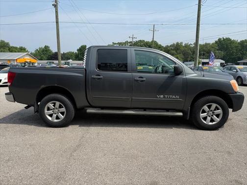 2009 Nissan Titan SE Crew Cab