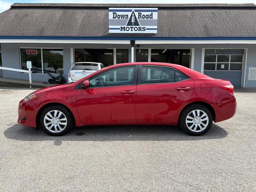Barcelona Red Metallic 2018 Toyota Corolla LE