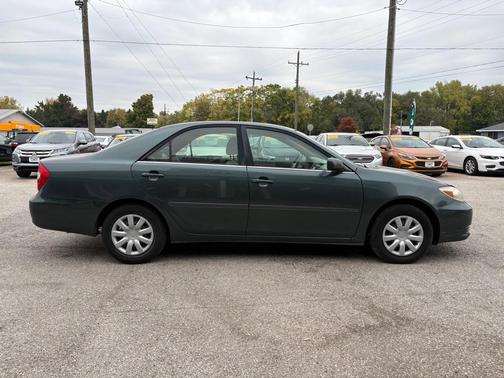 2002 Toyota Camry LE
