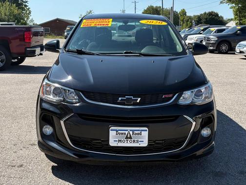 2020 Chevrolet Sonic FWD Sedan LT