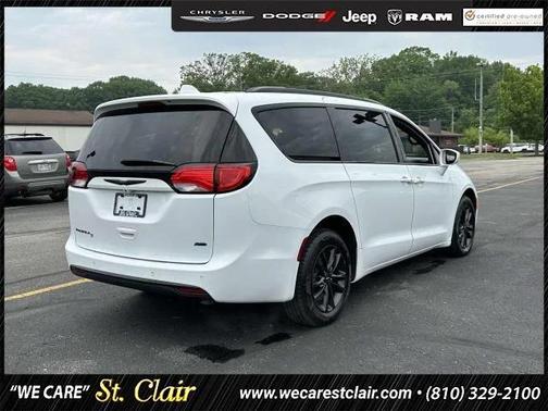 2020 Chrysler Pacifica AWD Launch Edition