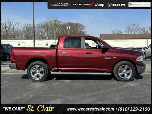 2018 RAM 1500 Big Horn Crew Cab 4x4 57' Box