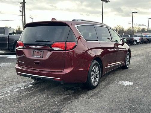 2020 Chrysler Pacifica Touring L Plus
