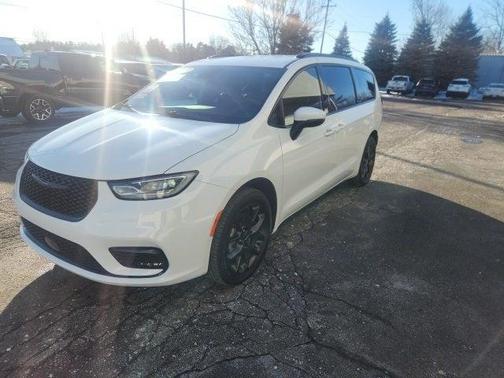 2023 Chrysler Pacifica Touring L AWD