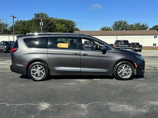 2019 Chrysler Pacifica Limited
