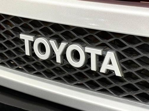 2013 Toyota FJ Cruiser Base