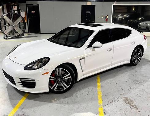 2014 Porsche Panamera Turbo S Executive