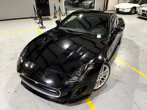 2017 Jaguar F-TYPE R