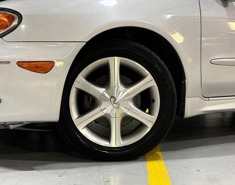 2004 INFINITI I35 Luxury