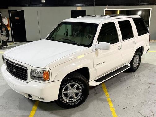 2000 Cadillac Escalade 4WD