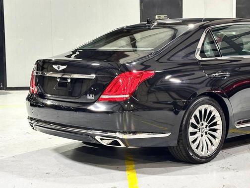 2019 Genesis G90 Premium