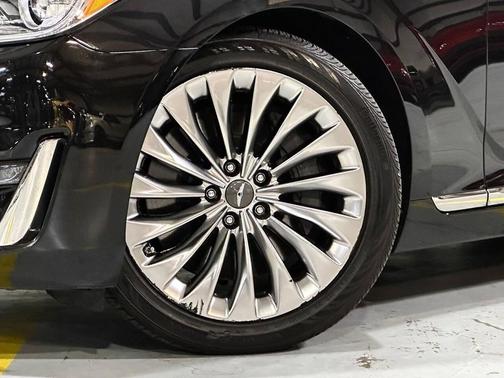 2019 Genesis G90 Premium