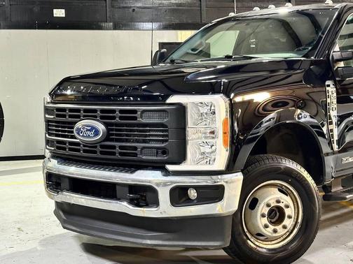 Agate Black Metallic 2023 Ford F-350 XL