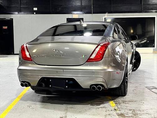 2017 Jaguar XJ XJR