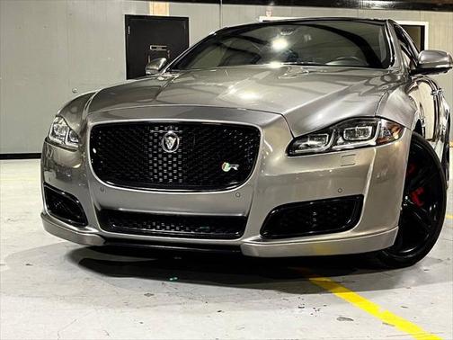 2017 Jaguar XJ XJR