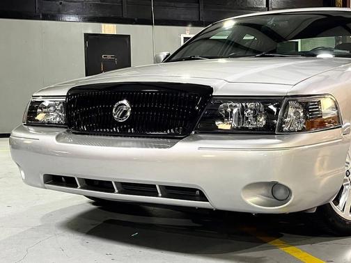 2004 Mercury Marauder Base 4dr Sedan