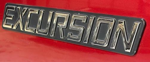 Toreador Red Clearcoat Metallic 2002 Ford Excursion XLT