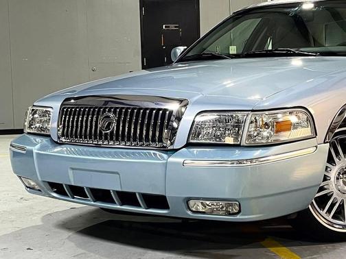 2011 Mercury Grand Marquis LS