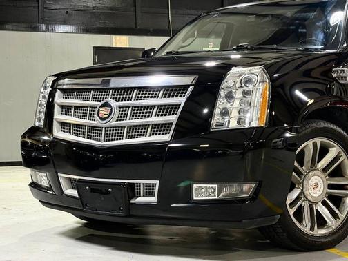 2013 Cadillac Escalade ESV Platinum Edition
